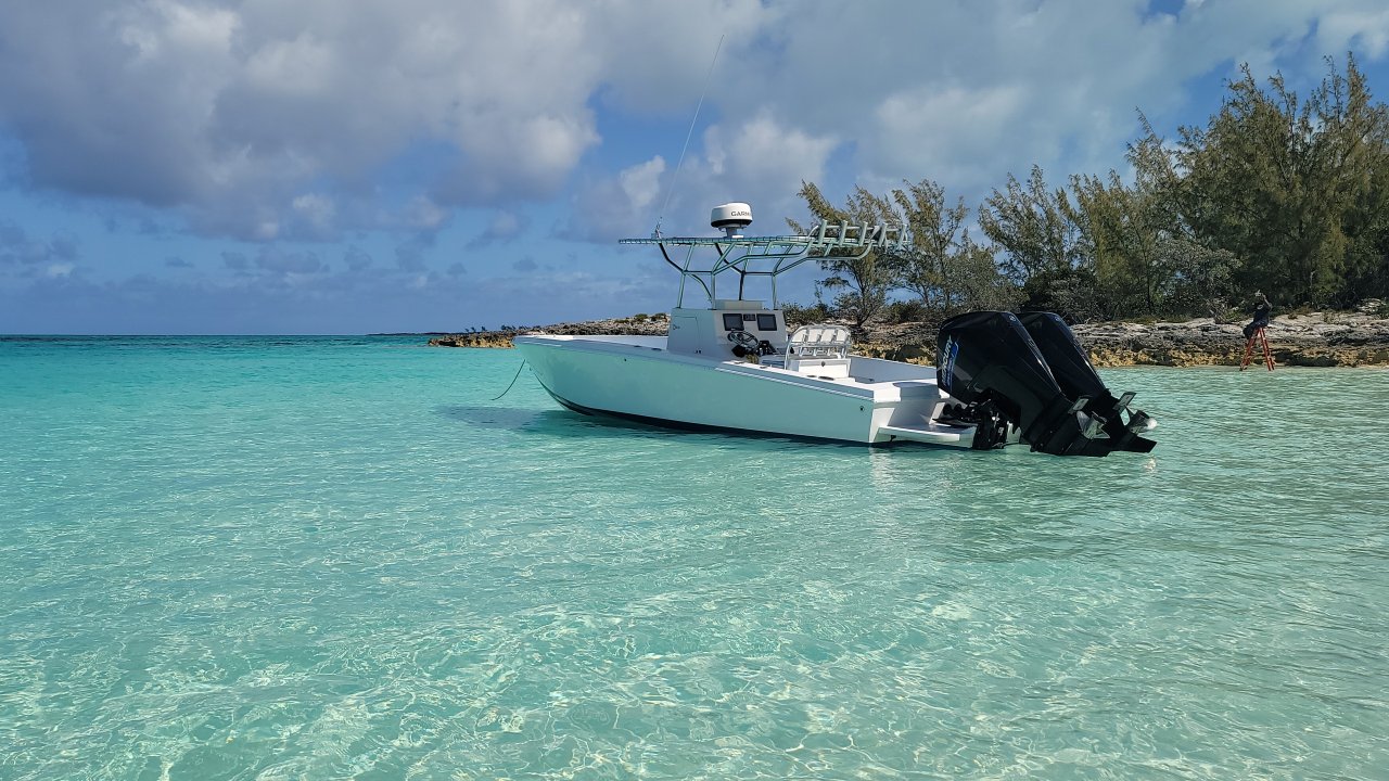 Deep Drop Fishing - ALL INCLUSIVE - 33ft Boat - Better in Bahamas